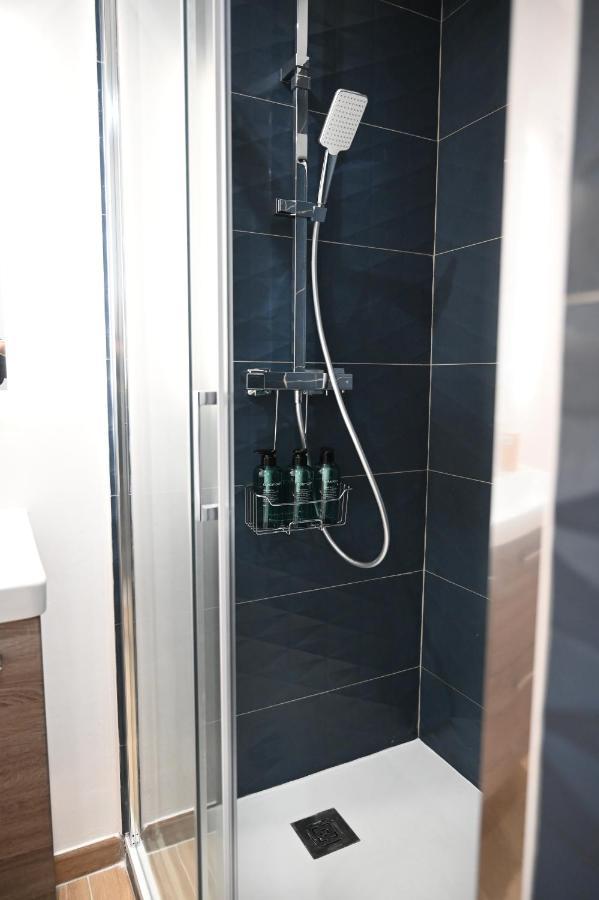Appartement Design Frejus Bagian luar foto