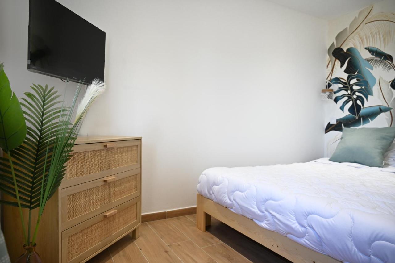 Appartement Design Frejus Bagian luar foto